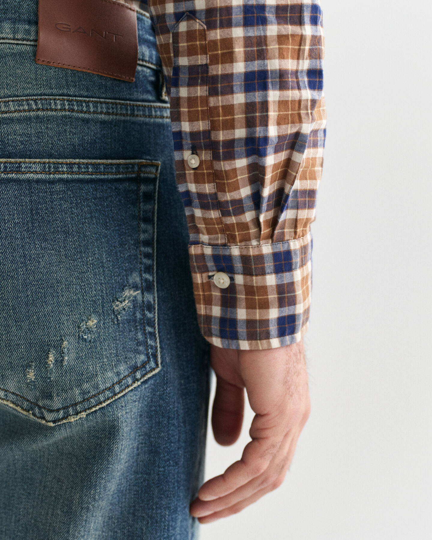 Regular fit rutig tunn twillskjorta