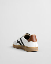 Cuzmo sneakers i mocka och skinn