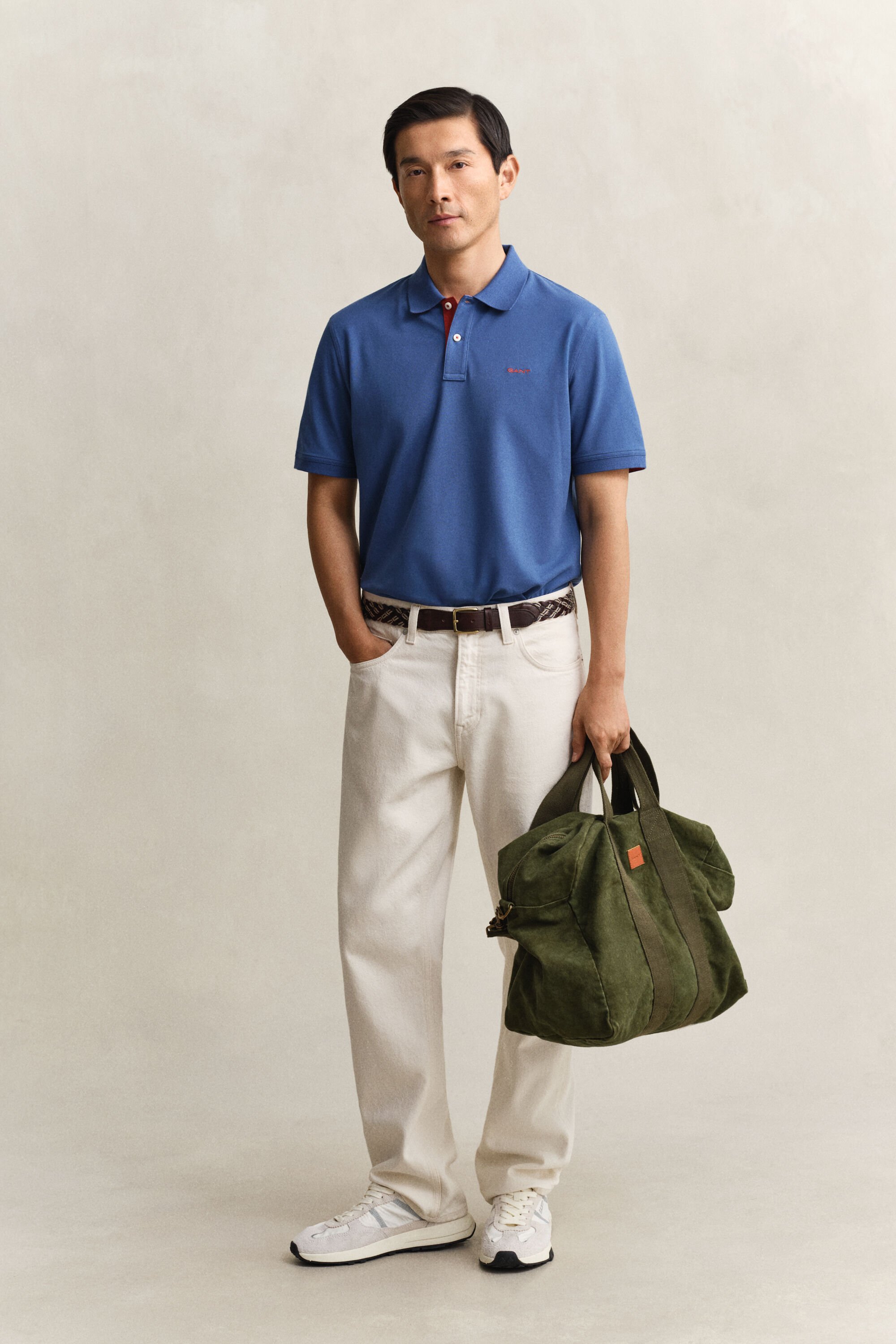 Kontrastfärgad pikétröja