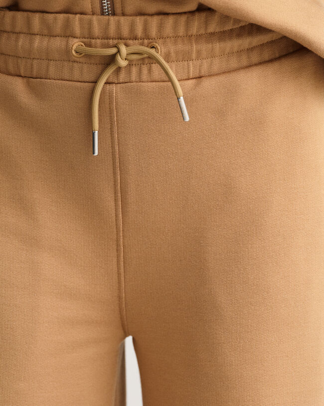 Utställda sweatpants