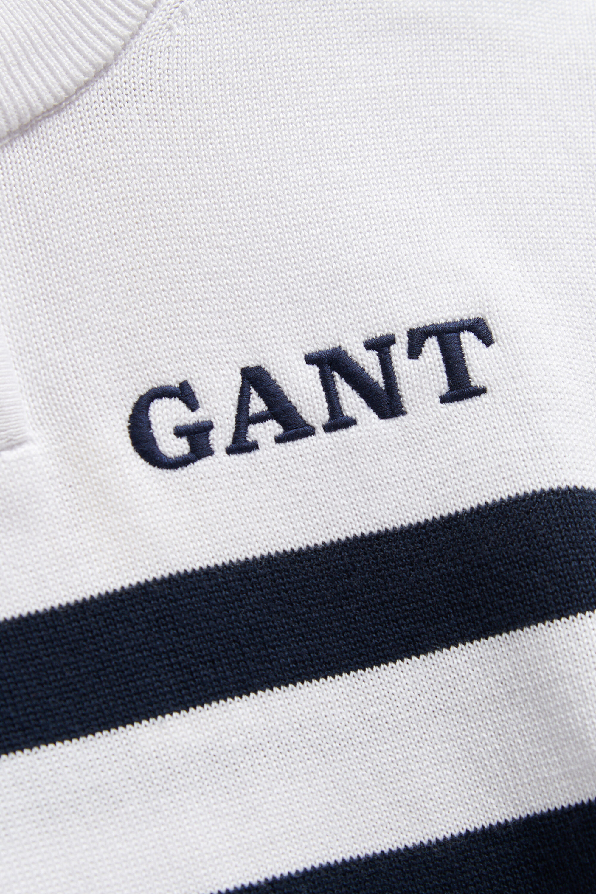 Boys tröja med marininspirerade ränder och dragkedja