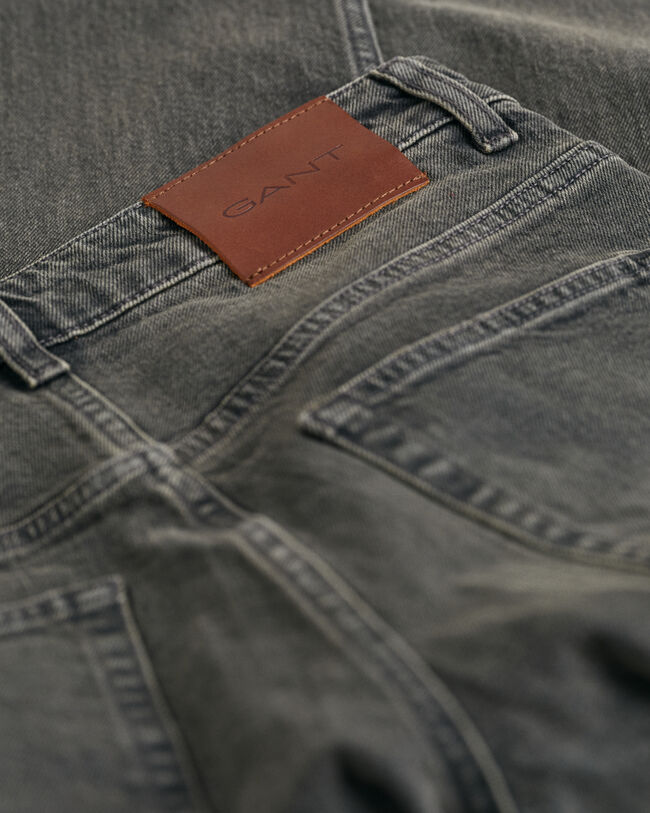 Kort jeans med raka ben