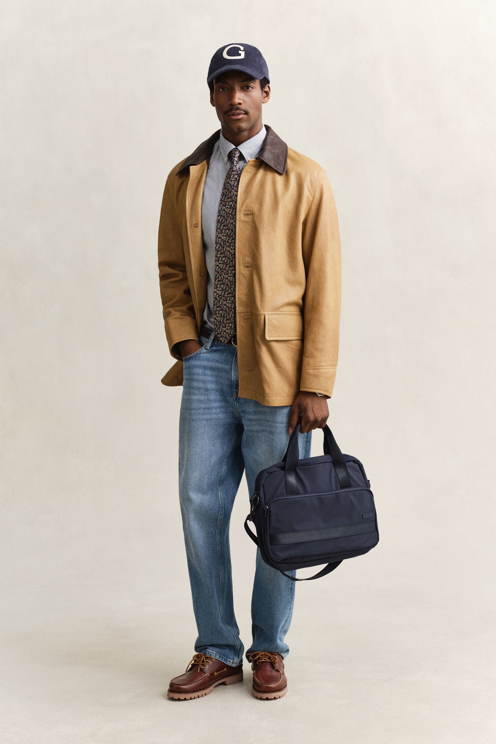 Essential pendlarväska