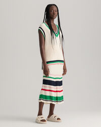 Randig ribbstickad kjol