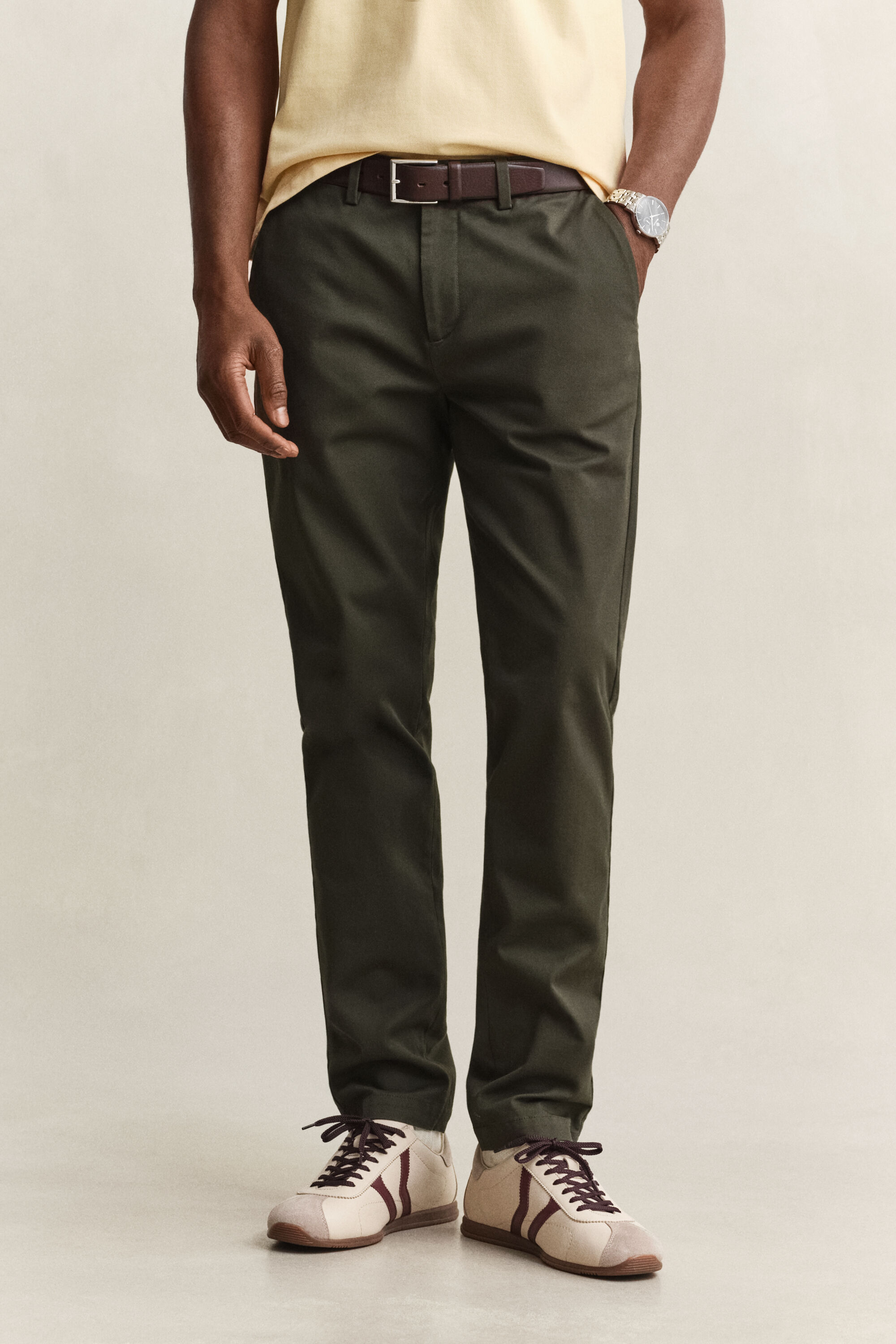Eleganta chinos med slim fit