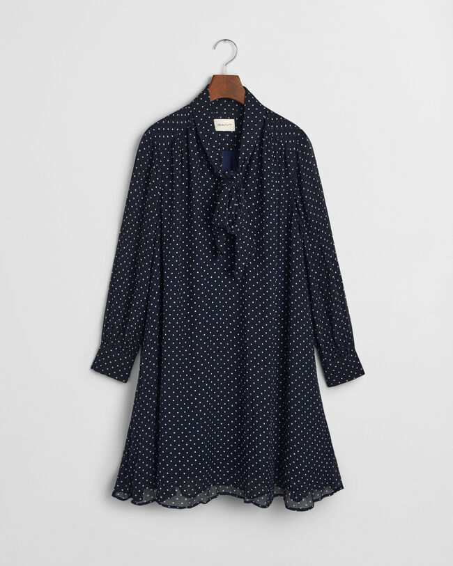 Prickig knytklänning