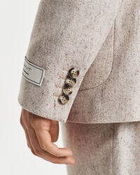 Slim fit kostymkavaj i donegalväv