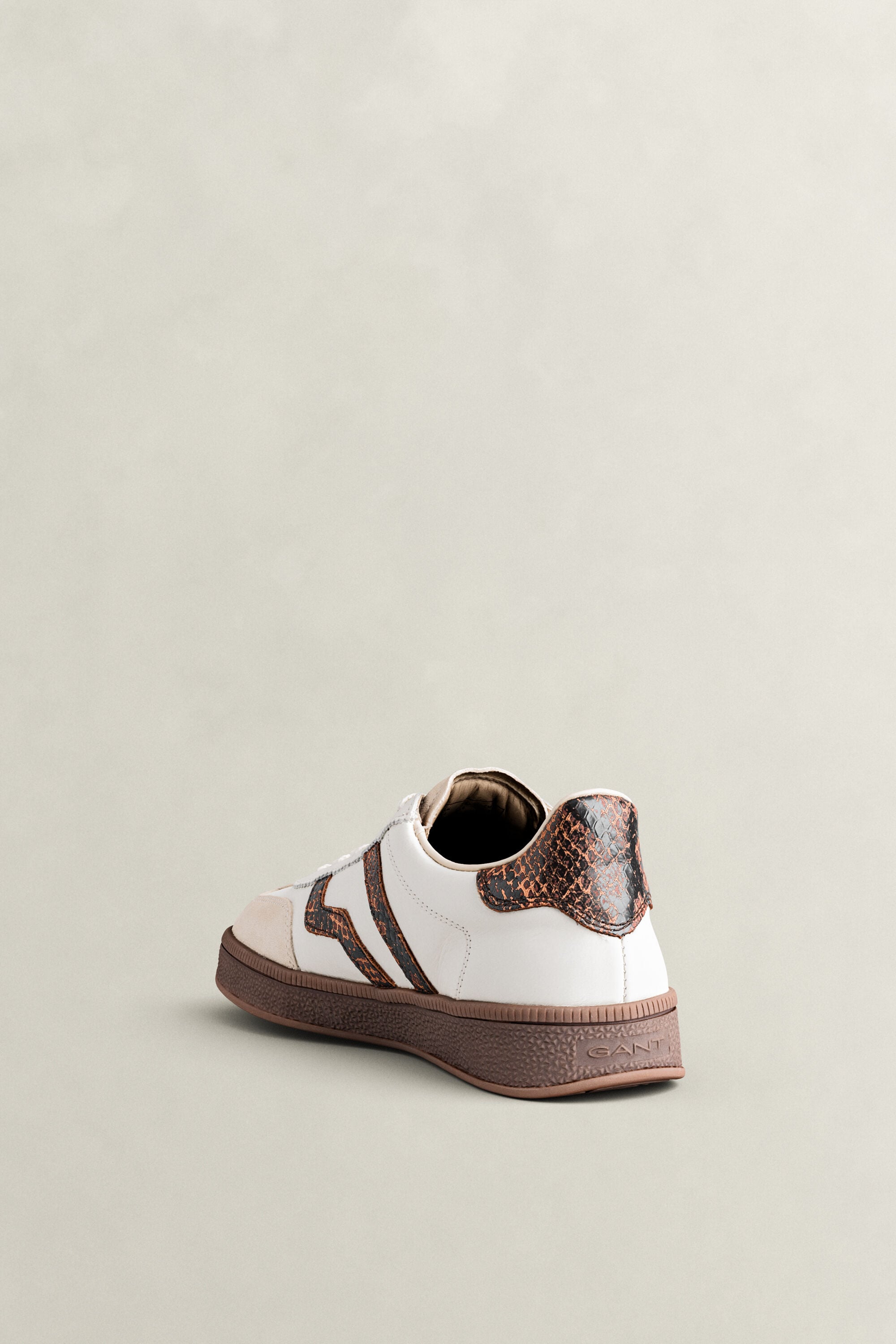 Cuzima sneakers i mocka och läder