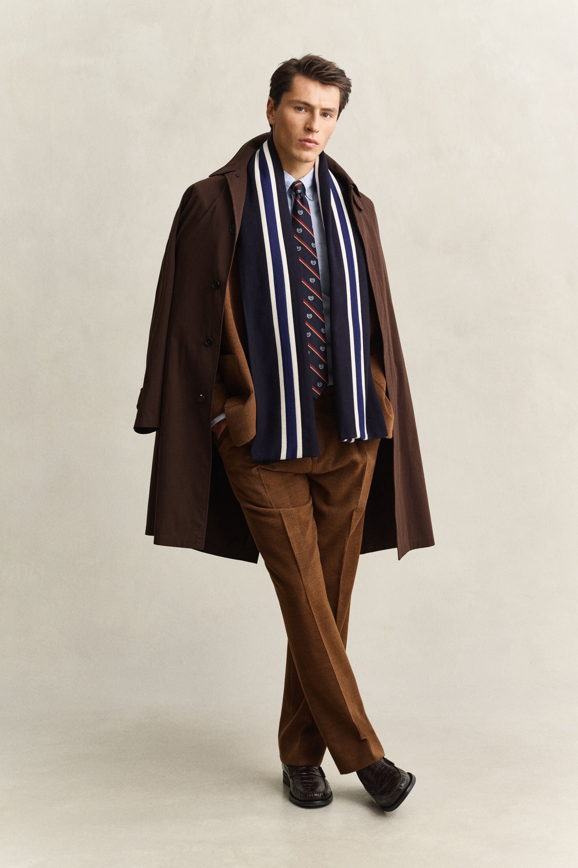 Gant x Yale randig vävd yllehalsduk