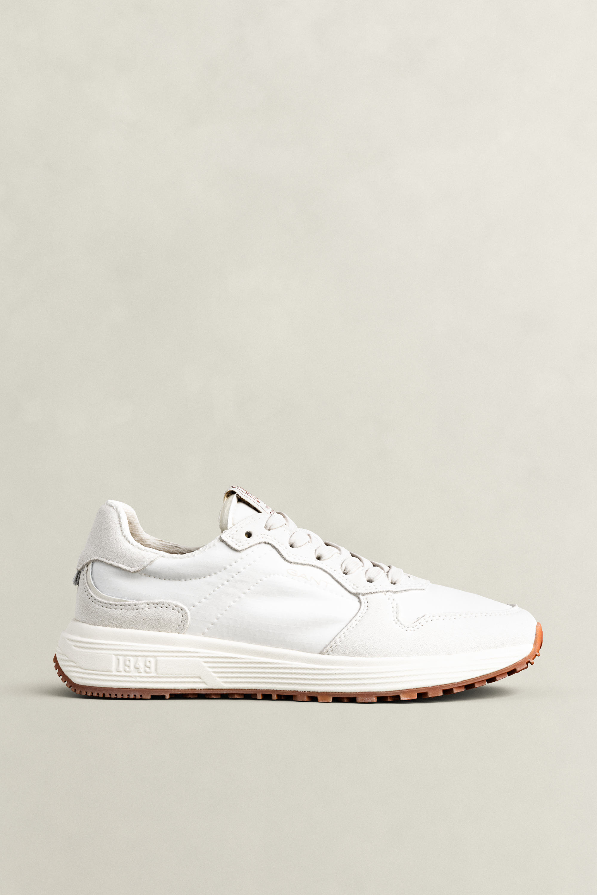 GANT Dam Beywin sneakers i mocka och nylon (42) Vit