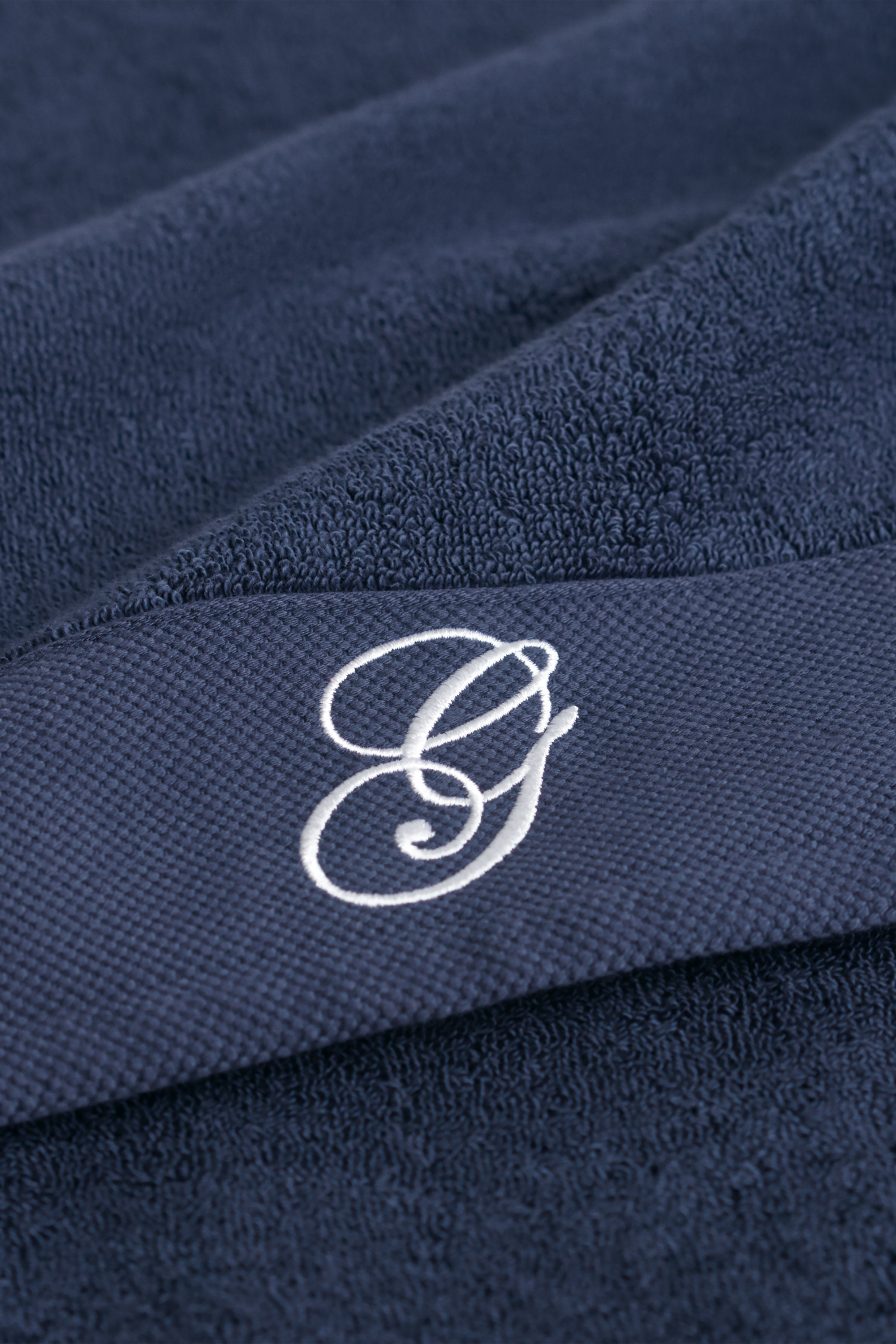 Broderad handduk 70 x 140