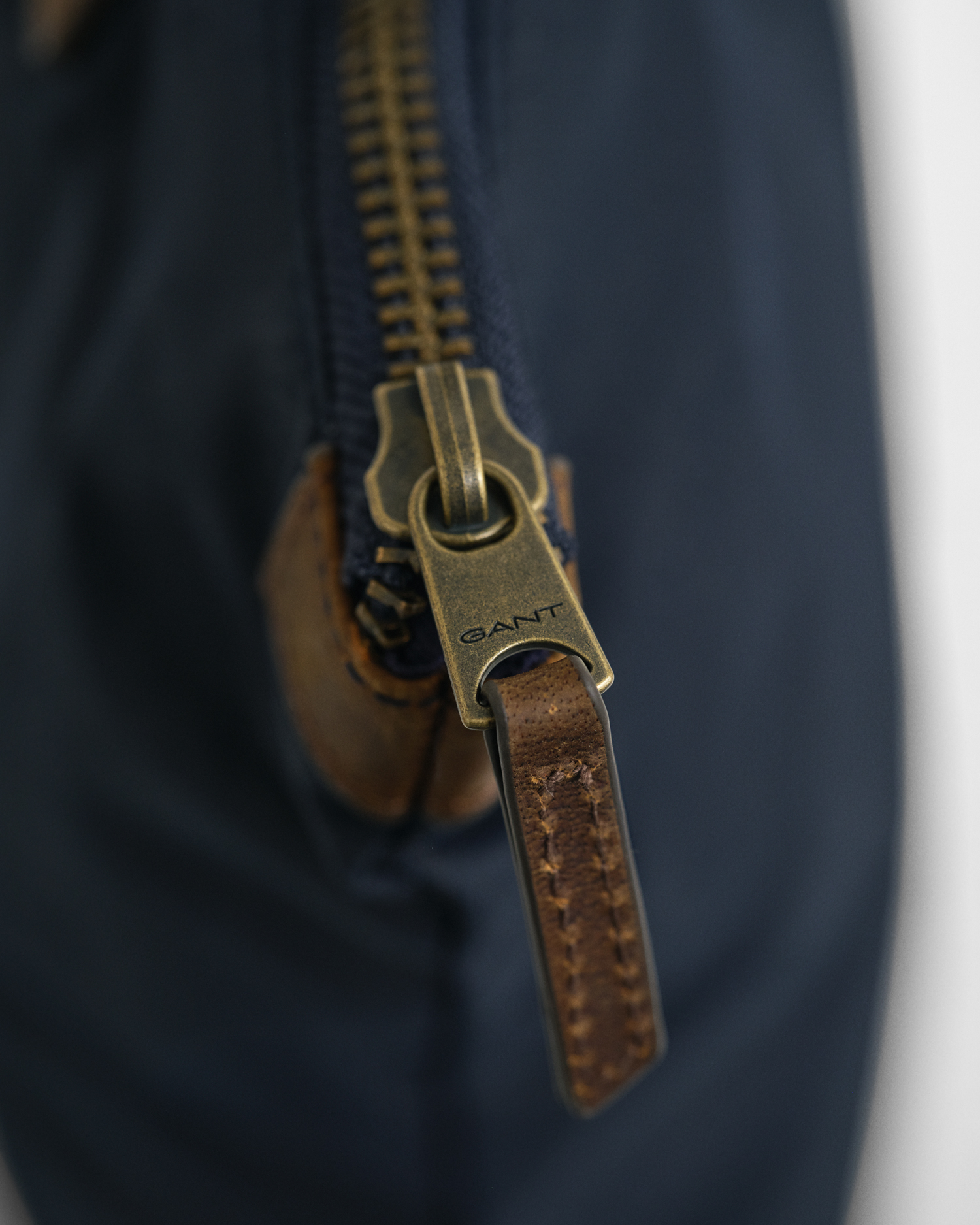 Toteväska i vaxad bomull